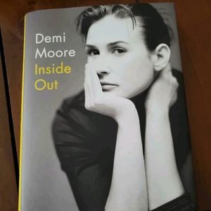 Demi Moore biography